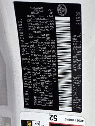 2025 Toyota Camry SE [29]