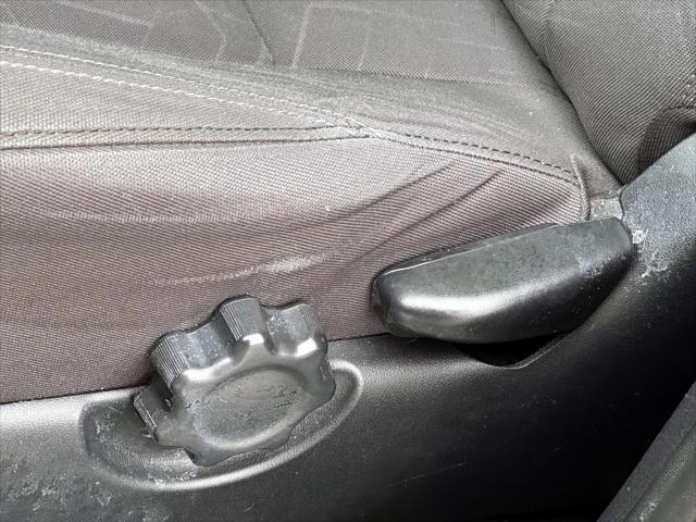 2016 Toyota Tacoma TRD Sport [14]