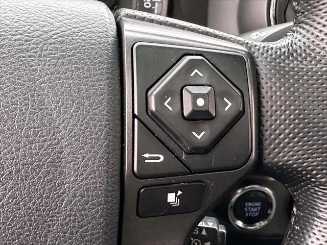 2016 Toyota Tacoma TRD Sport [23]