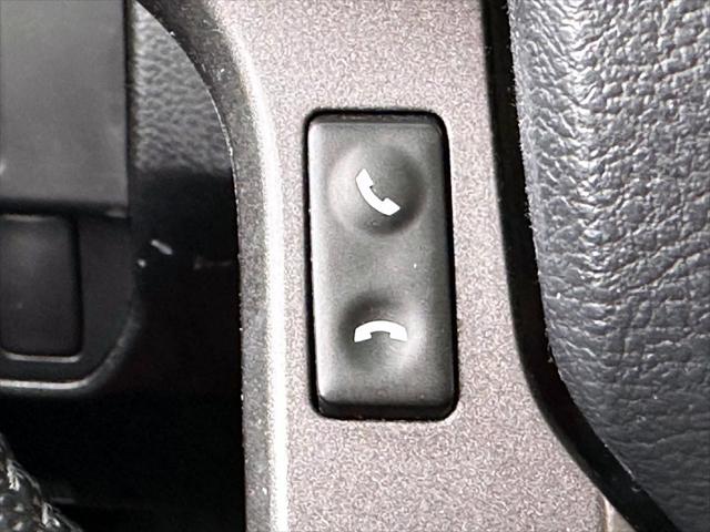 2016 Toyota Tacoma TRD Sport [24]