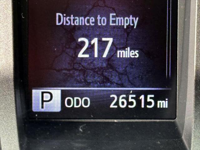 2016 Toyota Tacoma TRD Sport [29]