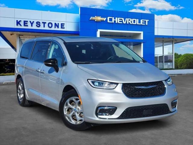 2024 Chrysler Pacifica Limited for sale in Sand Springs, OK