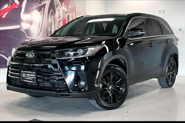 2019 Toyota Highlander SE for sale in Johnston, IA