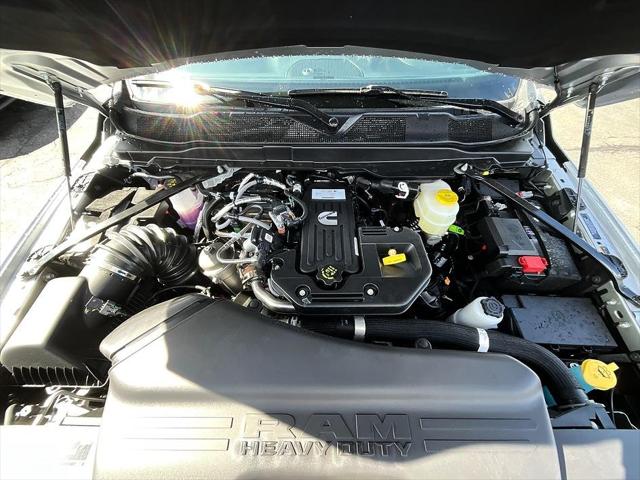 2026 RAM Ram 3500 RAM 3500 BIG HORN CREW CAB 4X4 8 BOX