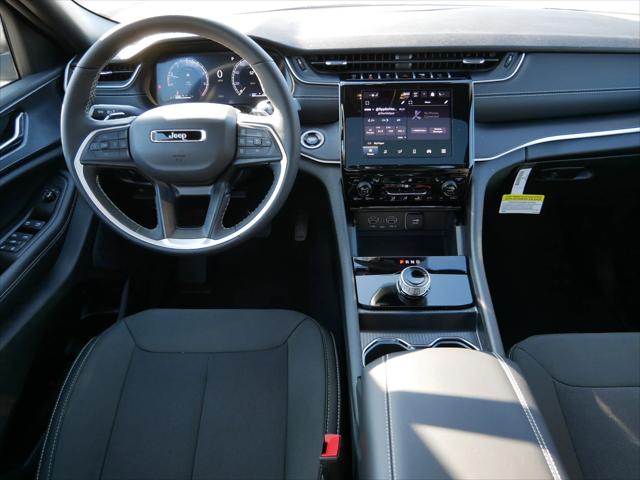 2026 Jeep Grand Cherokee Altitude 4x4