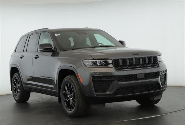 2026 Jeep Grand Cherokee GRAND CHEROKEE LAREDO ALTITUDE 4X4