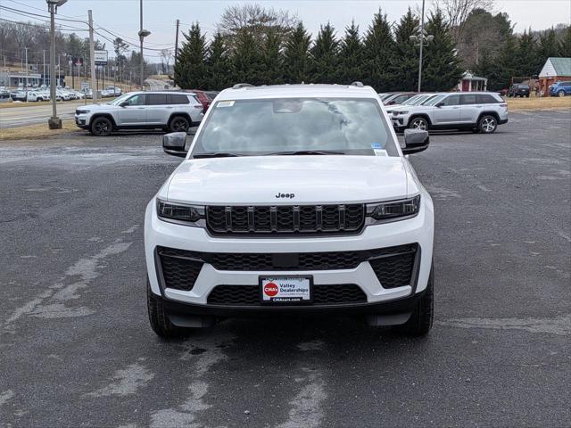 2026 Jeep Grand Cherokee GRAND CHEROKEE LAREDO ALTITUDE 4X4 2026 Jeep Grand Cherokee GRAND CHEROKEE LAREDO ALTITUDE 4X4