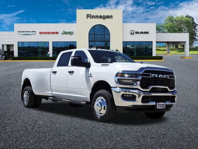 2026 RAM Ram 3500 RAM 3500 TRADESMAN CREW CAB 4X4 8 BOX