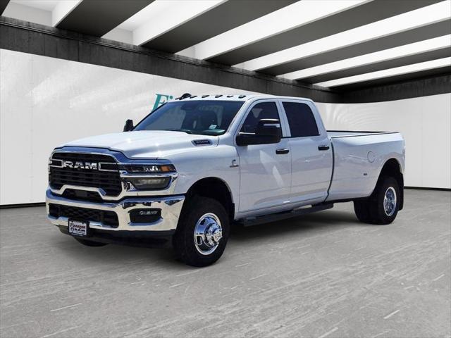 2026 RAM Ram 3500 RAM 3500 TRADESMAN CREW CAB 4X4 8 BOX
