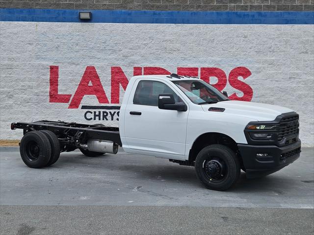2026 RAM Ram 3500 Chassis Cab RAM 3500 TRADESMAN CHASSIS REGULAR CAB 4X4 84 CA
