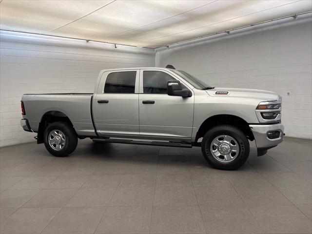 2026 RAM Ram 2500 RAM 2500 TRADESMAN CREW CAB 4X4 64 BOX