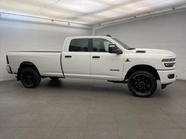 2026 RAM Ram 3500 RAM 3500 BIG HORN CREW CAB 4X4 8 BOX 2026 RAM Ram 3500 RAM 3500 BIG HORN CREW CAB 4X4 8 BOX