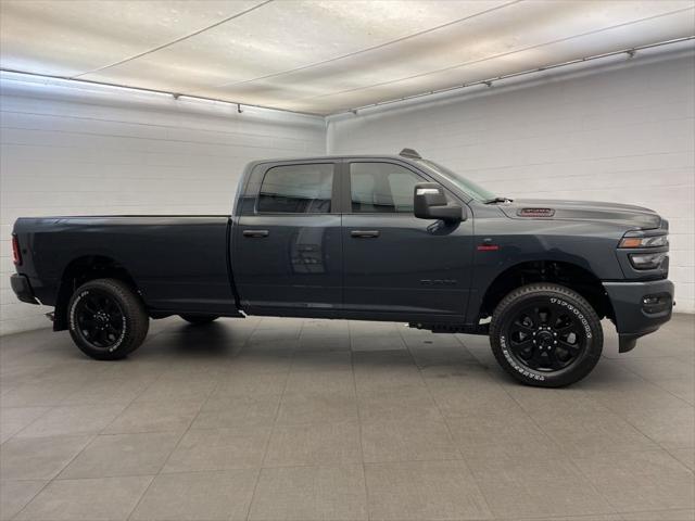 2026 RAM Ram 3500 RAM 3500 BIG HORN CREW CAB 4X4 8 BOX 2026 RAM Ram 3500 RAM 3500 BIG HORN CREW CAB 4X4 8 BOX