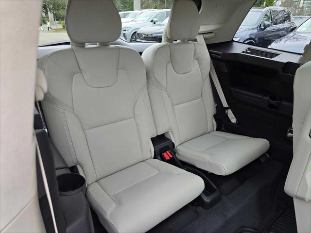 2026 Volvo XC90 Plug-In Hybrid Ultra, T8 AWD, Electric/Gasoline, Bright, 6 Seats