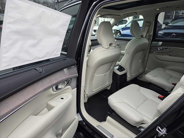 2026 Volvo XC90 Plug-In Hybrid Ultra, T8 AWD, Electric/Gasoline, Bright, 6 Seats