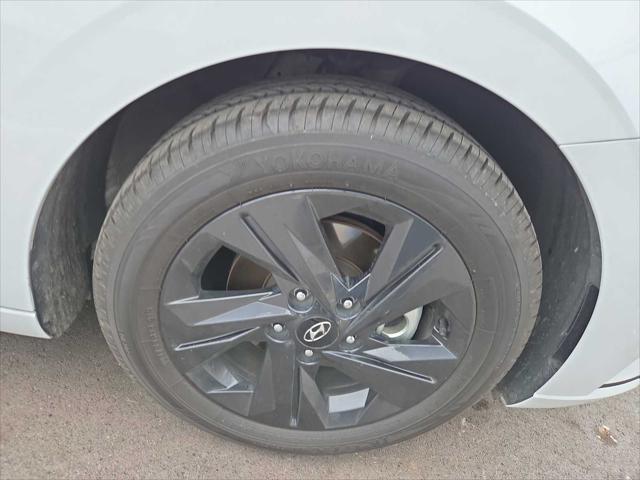 2021 Hyundai Elantra Hybrid Blue