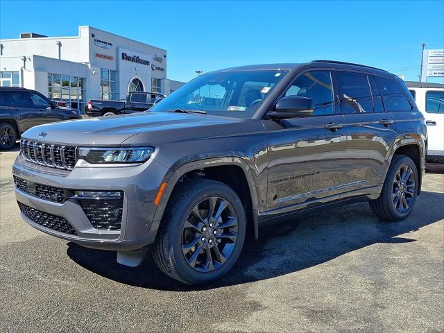 2026 Jeep Grand Cherokee GRAND CHEROKEE LIMITED RESERVE 4X4