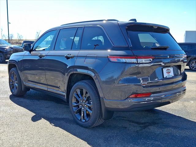 2026 Jeep Grand Cherokee GRAND CHEROKEE LIMITED RESERVE 4X4