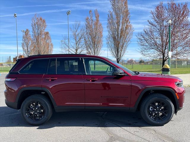 2026 Jeep Grand Cherokee GRAND CHEROKEE LAREDO ALTITUDE 4X4