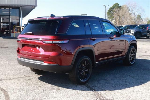 2026 Jeep Grand Cherokee Altitude 4x4