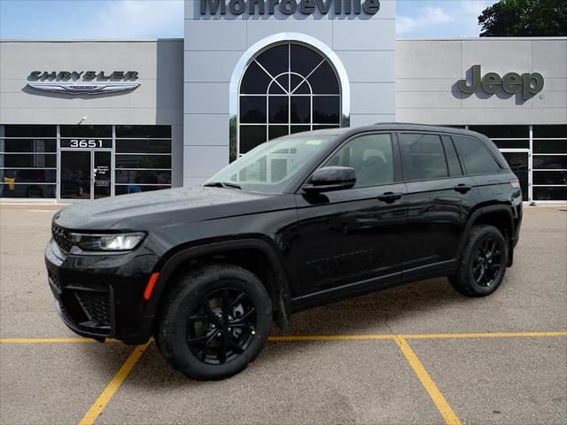 2026 Jeep Grand Cherokee GRAND CHEROKEE LAREDO ALTITUDE 4X4 2026 Jeep Grand Cherokee GRAND CHEROKEE LAREDO ALTITUDE 4X4
