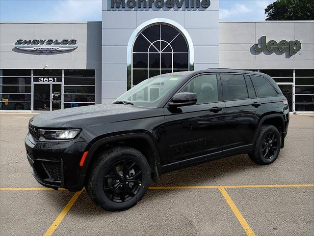 2026 Jeep Grand Cherokee GRAND CHEROKEE LAREDO ALTITUDE 4X4 2026 Jeep Grand Cherokee GRAND CHEROKEE LAREDO ALTITUDE 4X4