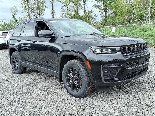 2026 Jeep Grand Cherokee GRAND CHEROKEE LAREDO ALTITUDE 4X4 2026 Jeep Grand Cherokee GRAND CHEROKEE LAREDO ALTITUDE 4X4