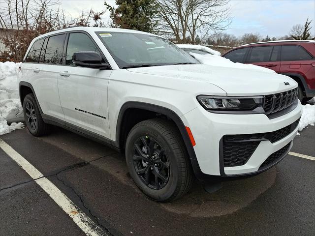 2026 Jeep Grand Cherokee GRAND CHEROKEE LAREDO ALTITUDE 4X4
