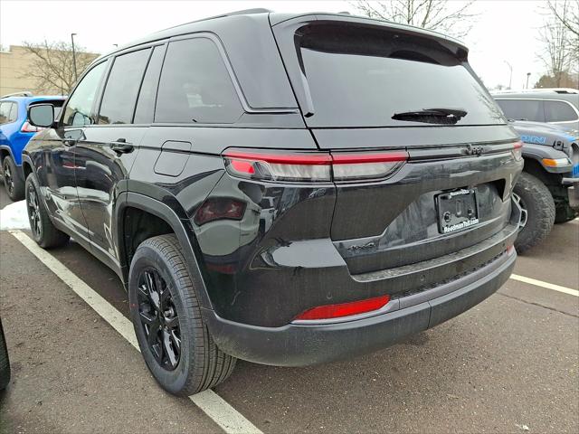 2026 Jeep Grand Cherokee GRAND CHEROKEE LAREDO ALTITUDE 4X4