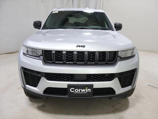 2026 Jeep Grand Cherokee GRAND CHEROKEE LAREDO ALTITUDE 4X4