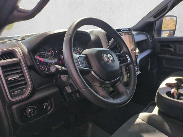 2026 RAM Ram 2500 RAM 2500 TRADESMAN CREW CAB 4X4 64 BOX