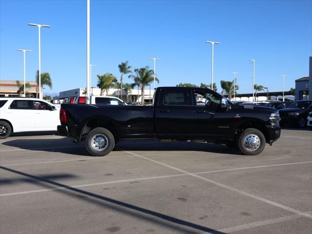 2026 RAM Ram 3500 RAM 3500 LARAMIE CREW CAB 4X4 8 BOX