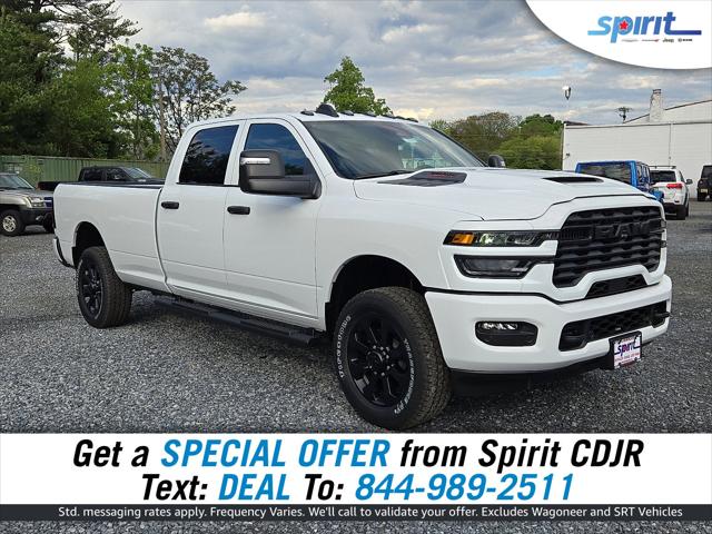 2026 RAM Ram 2500 RAM 2500 BLACK EXPRESS CREW CAB 4X4 8 BOX