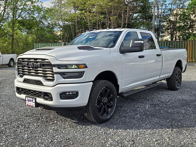 2026 RAM Ram 2500 RAM 2500 BLACK EXPRESS CREW CAB 4X4 8 BOX