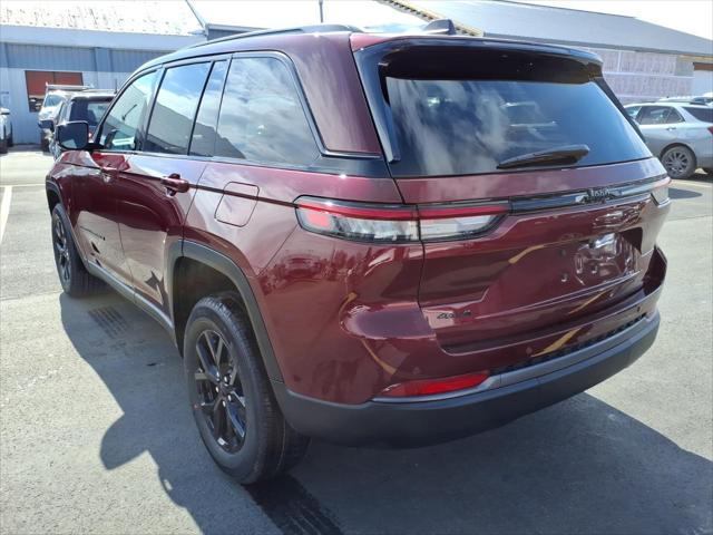 2026 Jeep Grand Cherokee Altitude 4x4