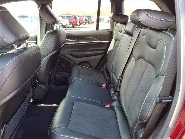 2026 Jeep Grand Cherokee Altitude 4x4