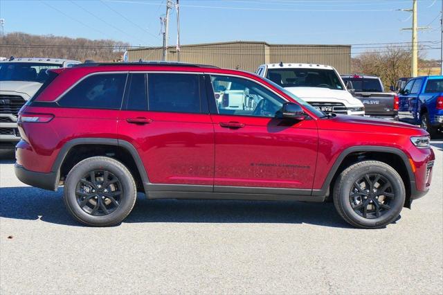 2026 Jeep Grand Cherokee GRAND CHEROKEE LAREDO ALTITUDE 4X4