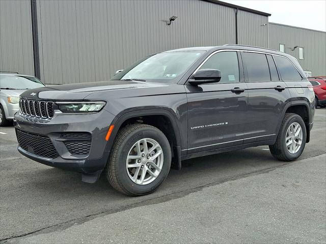 2026 Jeep Grand Cherokee GRAND CHEROKEE LAREDO X 4X4