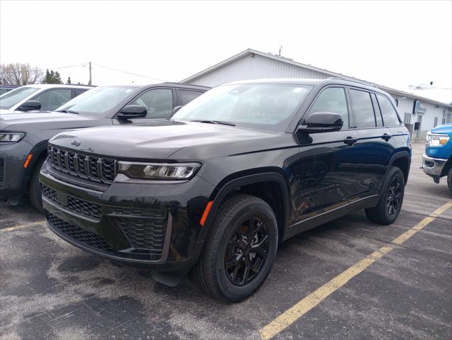 2026 Jeep Grand Cherokee Altitude 4x4 for sale in Pickford, MI