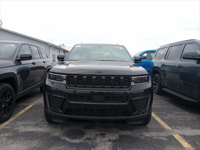 2026 Jeep Grand Cherokee Altitude 4x4