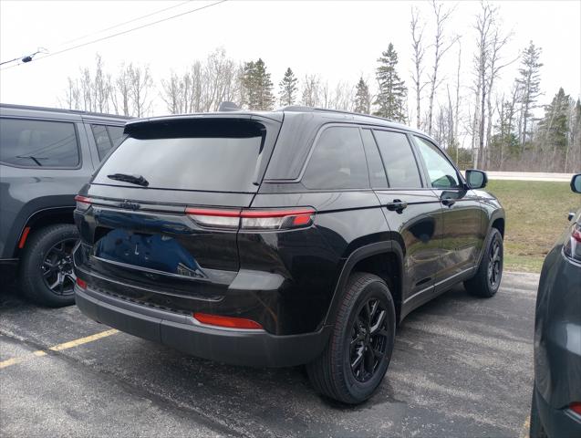 2026 Jeep Grand Cherokee Altitude 4x4