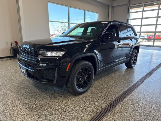 2026 Jeep Grand Cherokee Altitude 4x4