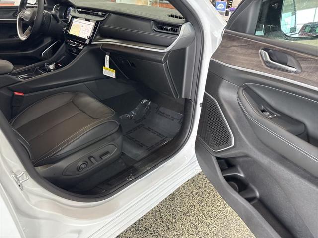 2026 Jeep Grand Cherokee Limited Reserve