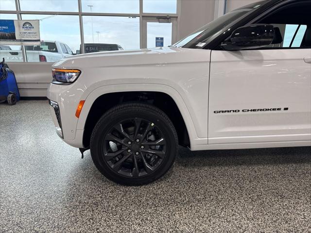 2026 Jeep Grand Cherokee Limited Reserve