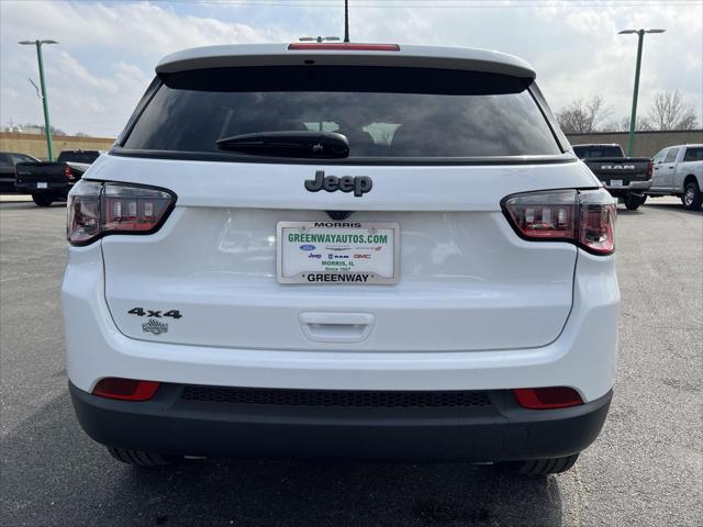 2026 Jeep Compass Latitude Altitude