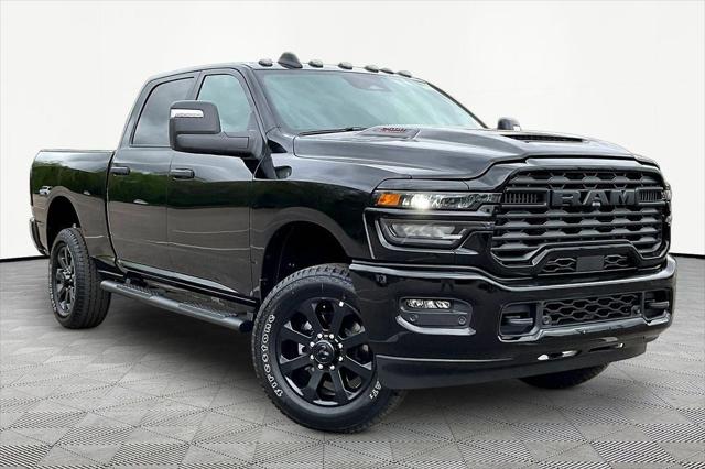 2026 RAM Ram 2500 RAM 2500 BLACK EXPRESS CREW CAB 4X4 64 BOX