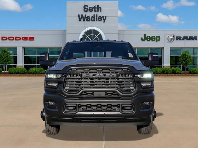 2026 RAM Ram 3500 RAM 3500 TRADESMAN CREW CAB 4X4 8 BOX