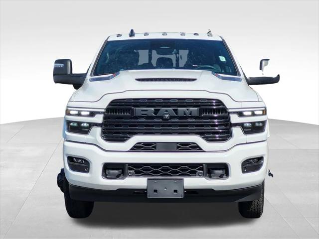 2026 RAM Ram 3500 RAM 3500 LIMITED MEGA CAB 4X4 64 BOX
