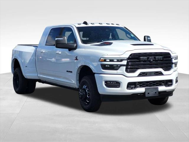 2026 RAM Ram 3500 RAM 3500 LIMITED MEGA CAB 4X4 64 BOX