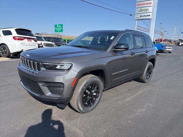 2026 Jeep Grand Cherokee GRAND CHEROKEE LAREDO 4X4